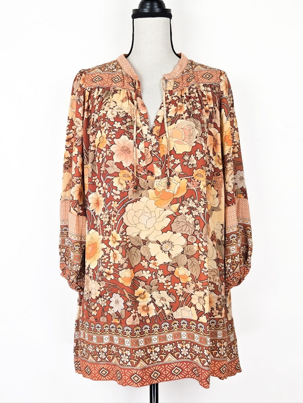 GUC Spell Amethyst Keyhole Smock Mini Dress